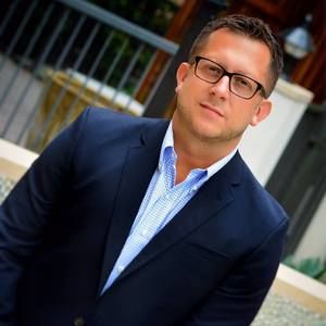 Meet your Posher, Raymond